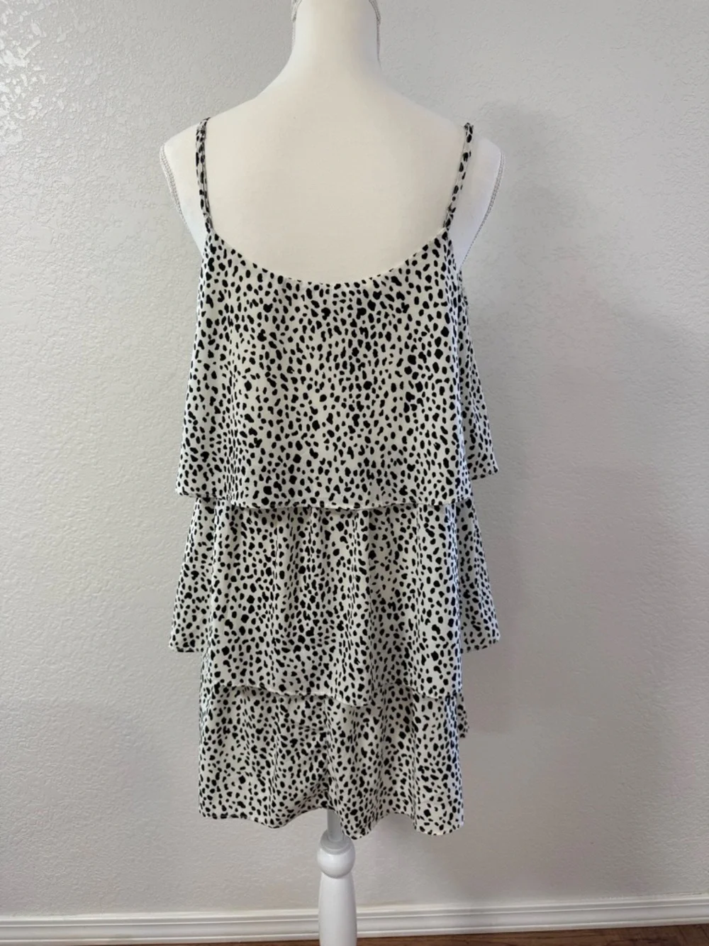 Vine & Love stylish sleeveless